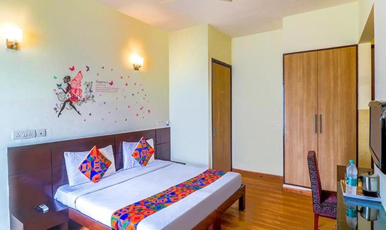 Fabhotel Santoor Geeta Bhawan Square Indore Eksteriør billede