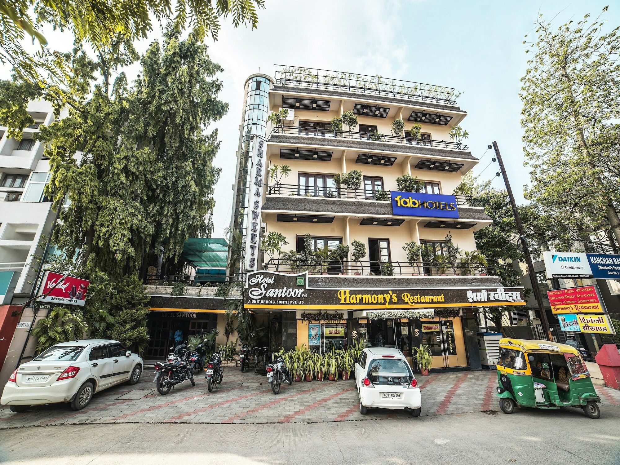 Fabhotel Santoor Geeta Bhawan Square Indore Eksteriør billede